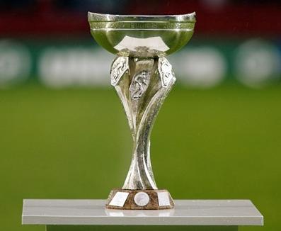 u19-euro-champs-trophy.jpg u19-euro-champs-trophy.jpg