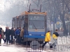 2 трамвая и влак излязоха от релсите заради снега