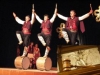 Съдът в Хасково учи на народни танци