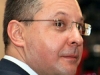 Станишев бяга от думата „оставка”