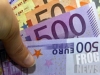 Еврото се срина рекордно ниско