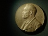 Скандал заплашва нобеловите награди за медицина