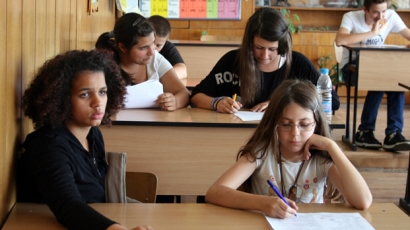 УНИЦЕФ: Близо 7000 деца нямат достъп до образование в България