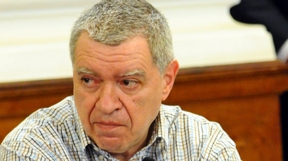 Константинов: Да се обявява депутат за независим е фалшива история