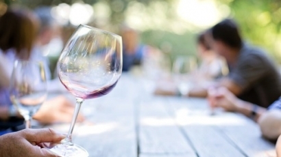 За Ренесанса на българските винари-майсторски клас с най-добрите български енолози в рамките на виненото изложение SPRING WINE TASTING