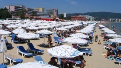 Откритие: В Слънчев бряг не спазвали свободния достъп до плажа