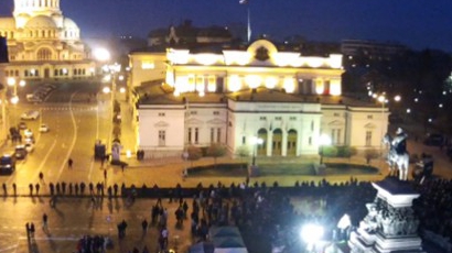 Протестът „Странджа” блокира движението пред парламента