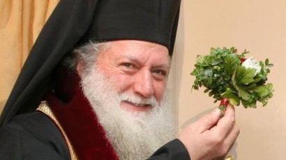 Патриарх Неофит: Всичко, което е станало с нашия Спасител, е пример и урок за нас