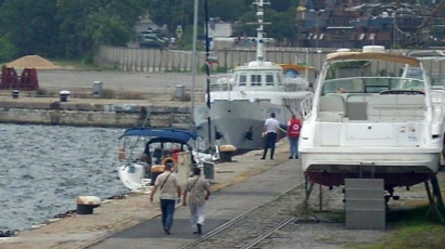 63-ма бежанци заловени на Морска гара Варна