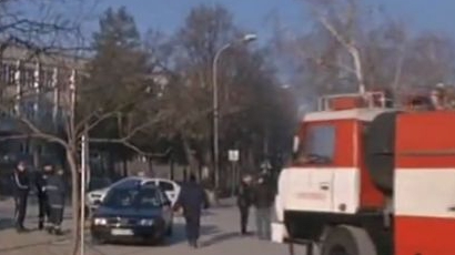 Антитерористи чакат сигнал за атака в Лясковец