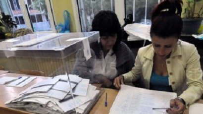 "Сова Харис": Избирателната активност ще е 40%, колебаят се 23%