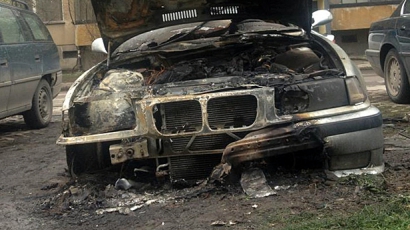 Подпалиха колата на председател на партия ЛИДЕР