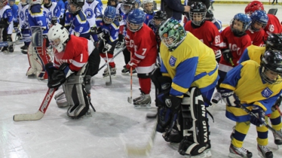 ЧЕЗ организира детски хокеен турнир за трета поредна година