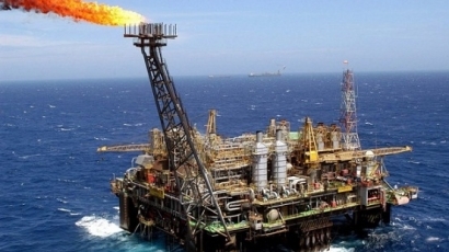 Санкциите срещу Иран са отменени, петрол залива света