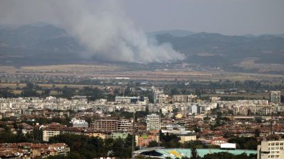  Голям пожар край Локорско  и Челопечене на педя от София