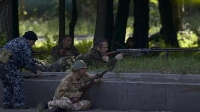Люти боеве в Донецк, стотици загинали!