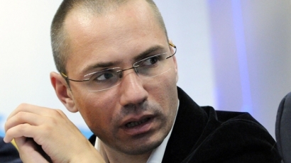 Джамбазки: Държавата се разпада и Борисов е наясно