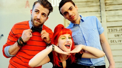 Paramore чупиха 10 световни рекорда в ново видео