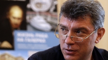 Намериха пистолет, с който може да е убит Борис Немцов