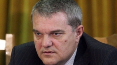 Петков: Президентът е неадекватен
