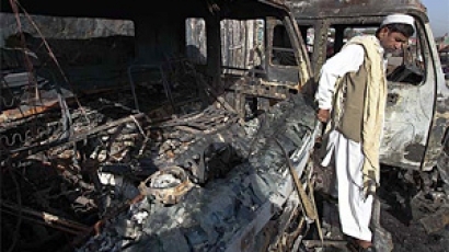 Взрив в храм в Пакистан! Най-малко 30 души са загинали