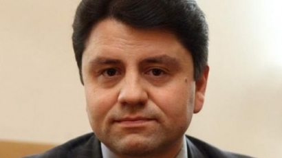 Зам.-министър Ципов не иска да подаде оставка