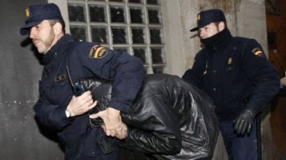 Испания арестува 89 души за трафик на китайци и пакистанци
