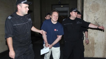 Пуснаха от ареста противника на Путин