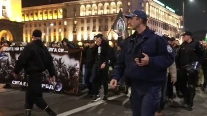 Две шествия срещу мигрантите блокират София тази вечер