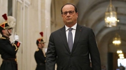 Оланд: Франция ще води безпощадна борба срещу терористите