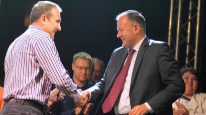 Миков във Варна: Нашите кандидати няма да влязат в задкулисни договорки