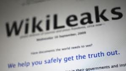 Информаторът на Уикилийкс опитал да се самоубие