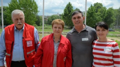 „България си ти“ раздаде помощи на пострадалите от наводненията