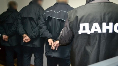 Митничарите от Лесово остават в ареста