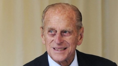 Британският принц Филип излиза в пенсия