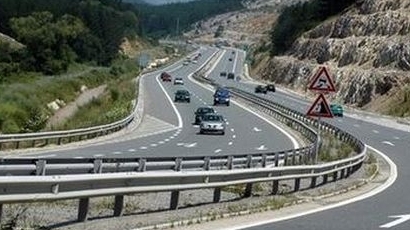 Затвориха част от магистрала ”Тракия” заради катастрофа