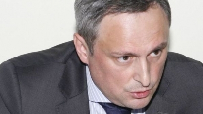 Миленков се бетонира като шеф на Фонда за влоговете