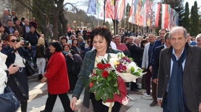 Корнелия Нинова в Хаджидимово: Винаги ще имате нашата подкрепа за земеделието