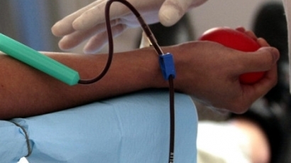 Франция ограничава кръводаряването заради зика