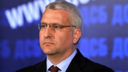 Евродепутатът Малинов: Европа прехвърля отговорността за бежанците на Русия и САЩ