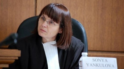 Само тук: Особеното мнение на съдия С. Янкулова от ВАС за КТБ