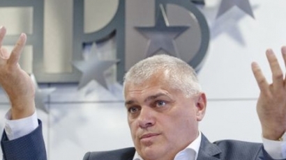 Вальо /К/Радев става министър на вътрешните работи