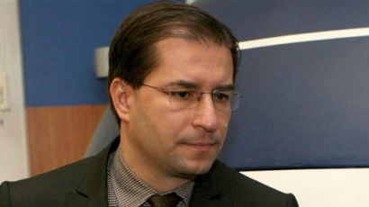 Б. Цеков се обиди от твърдение на Цолова, че подкрепя управлението