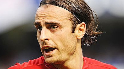 Бивш футболист на Арсенал съветва Венгер: Бербатов е отлична опция