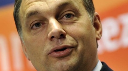 Унгарците въстават срещу Орбан заради връзките му с Путин