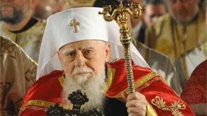 Патриарх Максим ще бъде погребан в петък в Троянския манастир