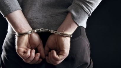 Арестуваха служителка на КАТ в Добрич за подкуп