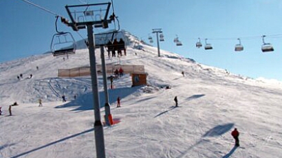 Банскалии блокираха пътя за курорта, искат разширяване на ски-зоната
