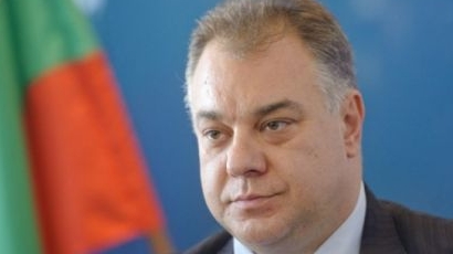 Министър Ненков: Увеличаване на здравната вноска  е спасение за здравеопазването