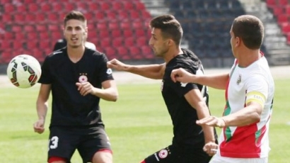 ЦСКА мачка с 3:0 за четвърта победа във  "В" група